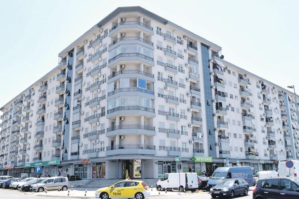 Apartman Tanjuska Ποντγορίτσα Εξωτερικό φωτογραφία
